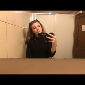 Meet your Posher, Olivia